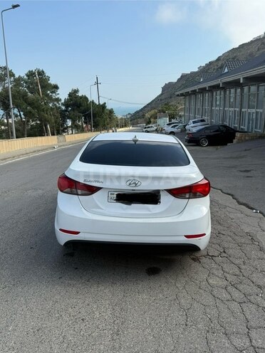 Hyundai Elantra 2015, 144,841 km - 1.8 l - Bakı