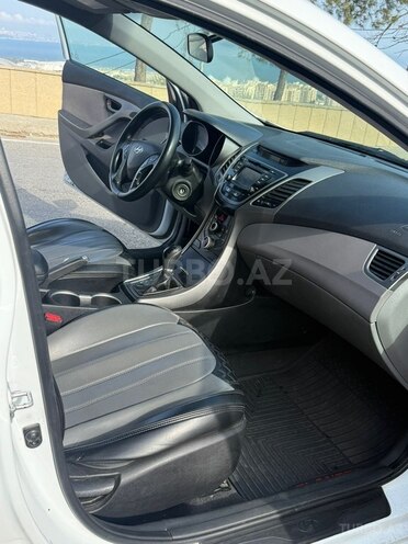Hyundai Elantra 2015, 144,841 km - 1.8 l - Bakı