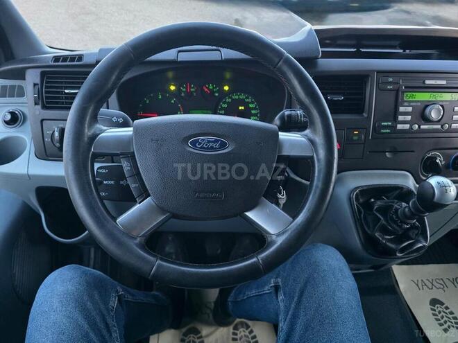 Ford Transit 2011, 269,000 km - 2.2 l - Quba