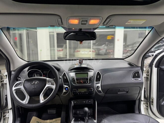 Hyundai ix35 2013, 255,000 km - 2.0 л - Bakı