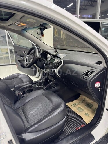 Hyundai ix35 2013, 255,000 km - 2.0 л - Bakı