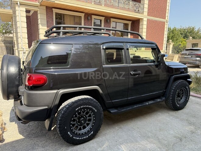 Toyota FJ Cruiser 2008, 279,000 km - 4.0 л - Sumqayıt