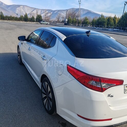 Kia K5 2010, 175,000 km - 2.0 l - Şəki