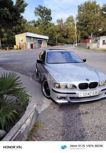 BMW 525 2001, 312,000 km - 2.5 l - Zaqatala