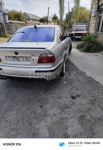BMW 525 2001, 312,000 km - 2.5 l - Zaqatala