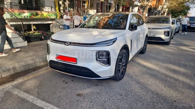 Changan  2025, 24,000 km - 1.5 l - Bakı