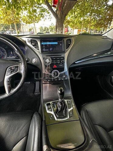Hyundai Grandeur 2015, 409,000 km - 2.2 l - Yevlax