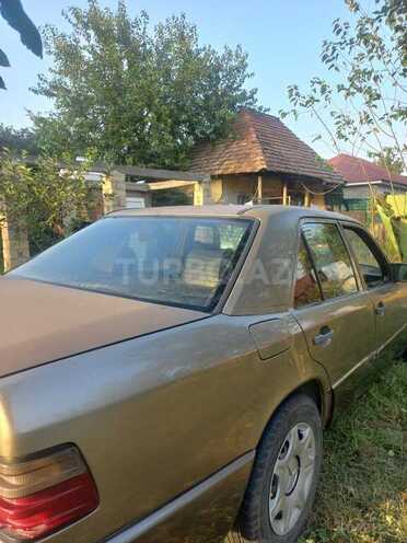 Mercedes 230 E 1989, 255,000 km - 2.3 l - Bakı