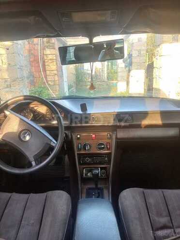 Mercedes 230 E 1989, 255,000 km - 2.3 l - Bakı