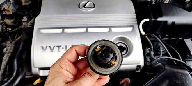 Lexus RX 300 2005, 315,000 km - 3.0 l - Quba