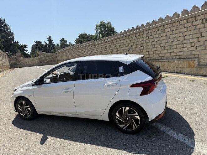Hyundai i20 2023, 32,000 km - 1.0 л - Bakı