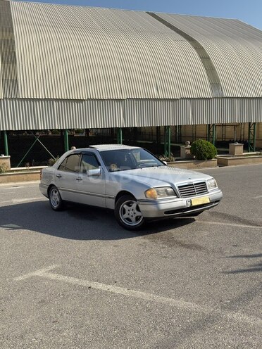 Mercedes C 200 1995, 480,000 km - 2.0 l - Bakı