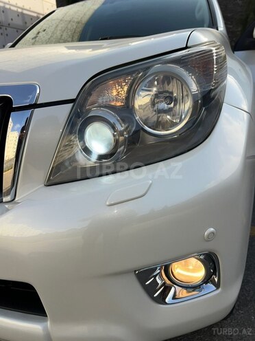 Toyota Land Cruiser Prado 2011, 188,510 km - 4.0 л - Bakı