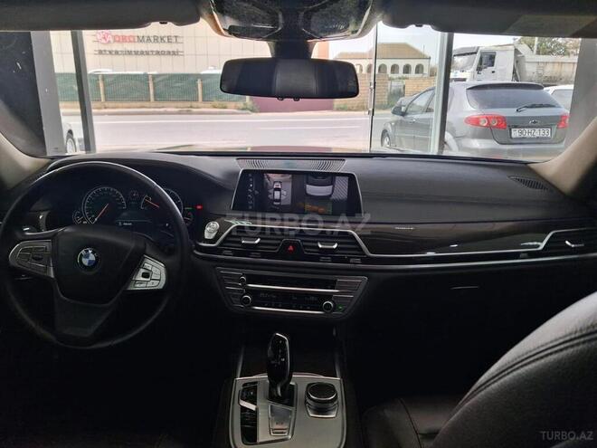 BMW 730 2017, 242,400 km - 3.0 л - Bakı
