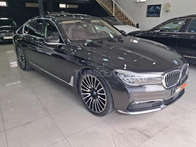 BMW 730 2017, 242,400 km - 3.0 л - Bakı