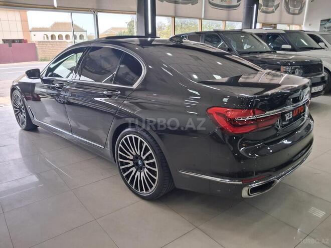 BMW 730 2017, 242,400 km - 3.0 л - Bakı