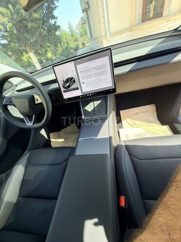 Tesla Model Y 2025, 3,790 km - 0.0 л - Bakı