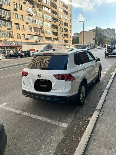 Volkswagen Tiguan 2021, 104,000 km - 1.4 л - Bakı