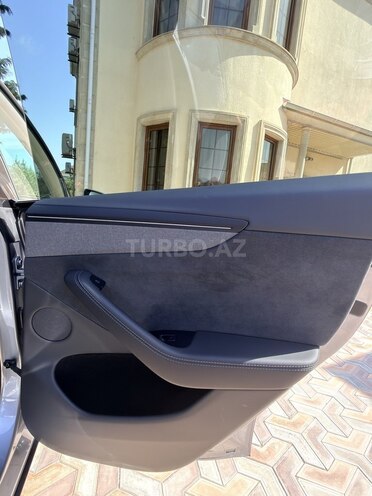 Tesla Model Y 2025, 3,790 km - 0.0 л - Bakı