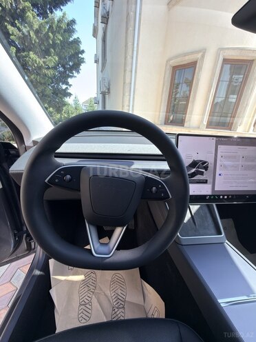 Tesla Model Y 2025, 3,790 km - 0.0 л - Bakı