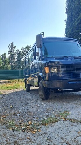 Mercedes 208 D 1992, 562,988 km - 2.3 л - Tərtər