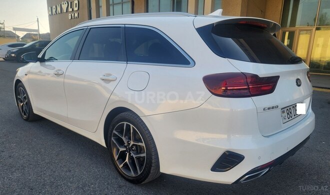 Kia  2021, 147,000 km - 1.6 l - Salyan