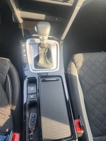 Kia  2021, 147,000 km - 1.6 l - Salyan