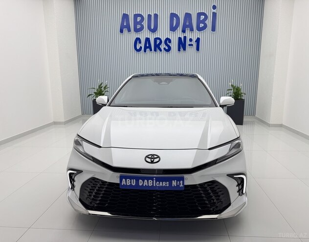 Toyota Camry 2025, 16,600 km - 2.0 л - Bakı