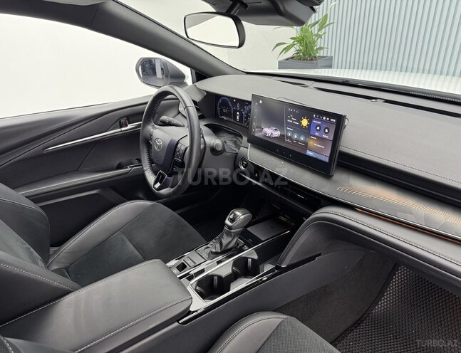 Toyota Camry 2025, 16,600 km - 2.0 л - Bakı