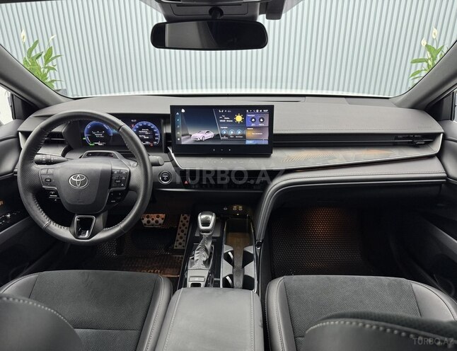 Toyota Camry 2025, 16,600 km - 2.0 л - Bakı