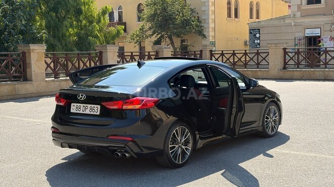 Hyundai Avante 2017, 114,000 km - 1.6 l - Bakı