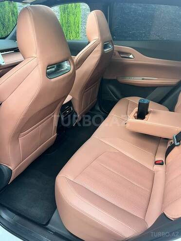 Changan  2025, 22,000 km - 1.5 л - Bakı