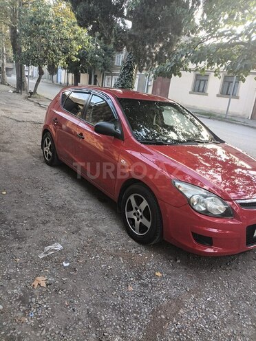 Hyundai i30 2009, 370,000 km - 1.4 л - Gəncə
