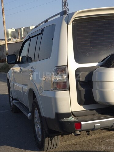 Mitsubishi Pajero 2007, 182,000 km - 3.0 л - Sumqayıt