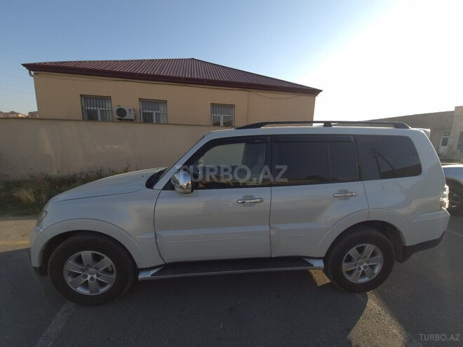 Mitsubishi Pajero 2007, 182,000 km - 3.0 л - Sumqayıt
