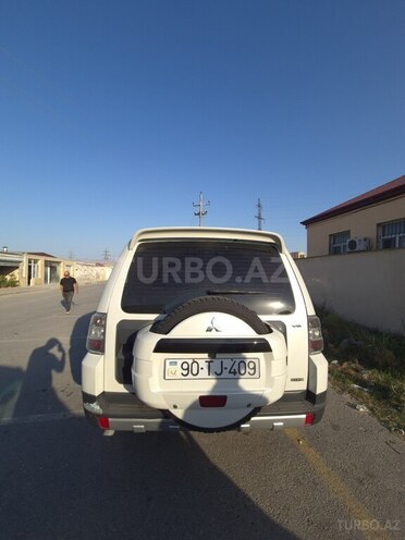 Mitsubishi Pajero 2007, 182,000 km - 3.0 л - Sumqayıt