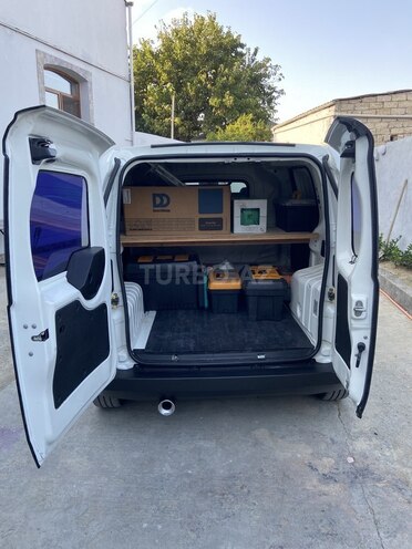 Fiat Fiorino 2016, 156,600 km - 1.4 l - Bakı