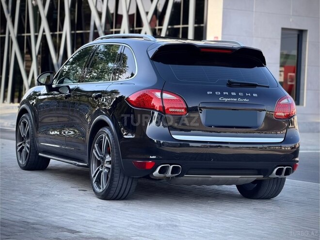 Porsche Cayenne Turbo 2011, 129,000 km - 4.8 л - Bakı