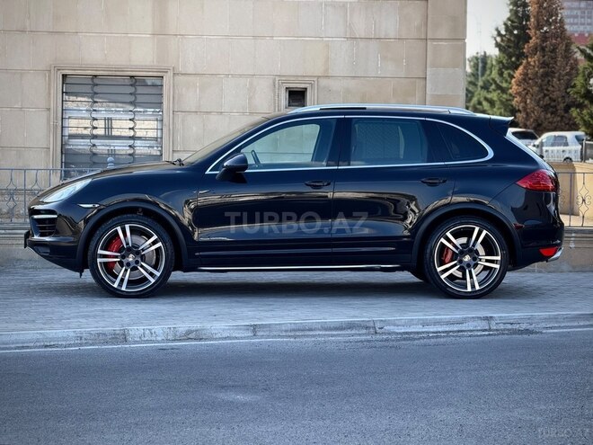 Porsche Cayenne Turbo 2011, 129,000 km - 4.8 л - Bakı