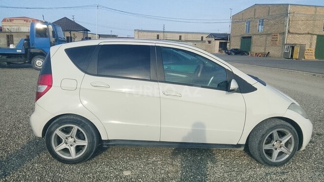 Mercedes A 180 2010, 200,000 km - 1.7 l - Xaçmaz