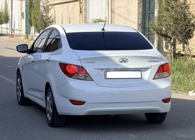 Hyundai Accent 2013, 193,000 km - 1.6 л - Bakı
