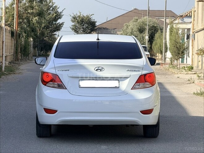 Hyundai Accent 2013, 193,000 km - 1.6 л - Bakı