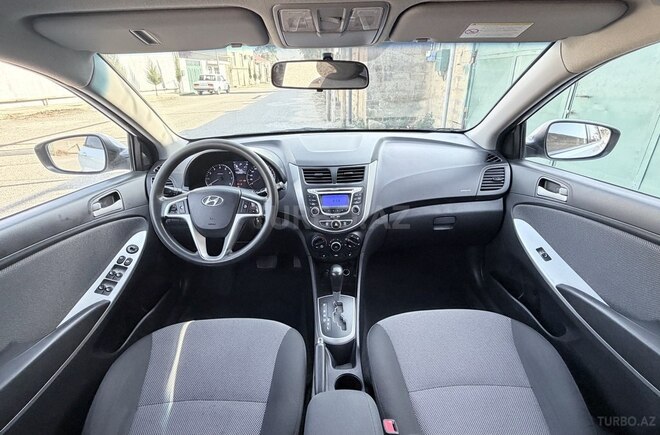 Hyundai Accent 2013, 193,000 km - 1.6 л - Bakı