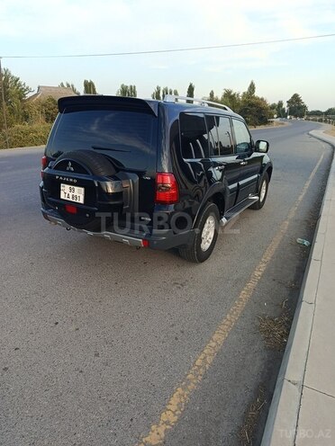 Mitsubishi Pajero 2007, 242,000 km - 3.0 л - Yevlax