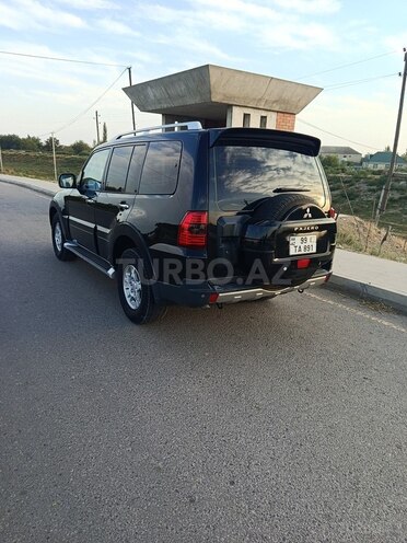 Mitsubishi Pajero 2007, 242,000 km - 3.0 л - Yevlax