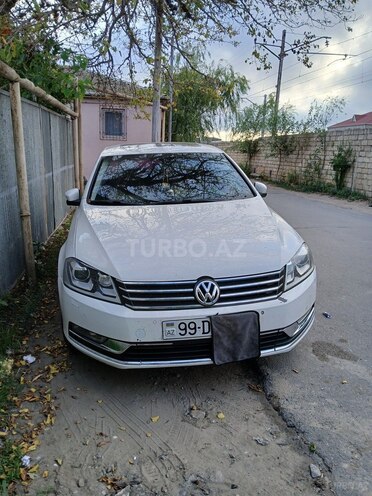 Volkswagen Passat 2011, 283,000 km - 1.8 л - Bakı