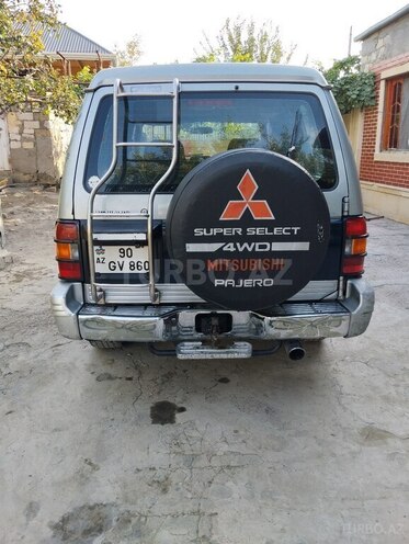 Mitsubishi Pajero 1996, 333,000 km - 2.8 л - Yevlax