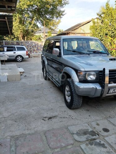 Mitsubishi Pajero 1996, 333,000 km - 2.8 л - Yevlax