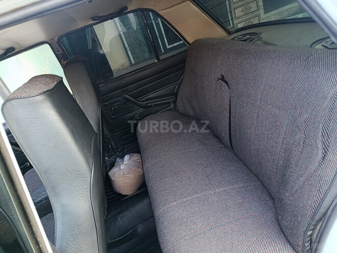 LADA (VAZ) 2105 1988, 350,000 km - 1.5 l - Göyçay