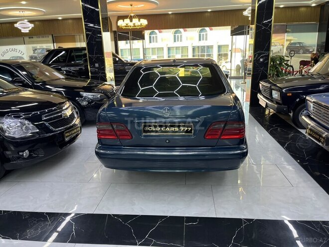 Mercedes E 280 1999, 206,354 km - 2.8 l - Sumqayıt